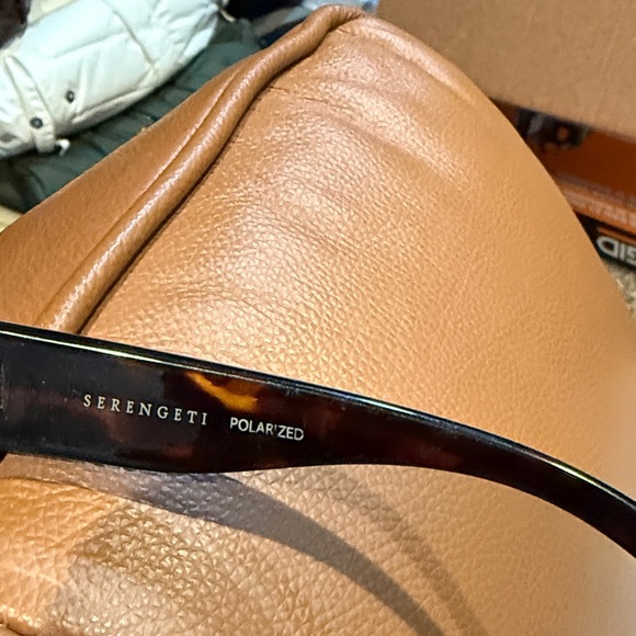 Serengeti Tortoiseshell Frame Sunglasses with Brown Lenses - Picture 3 of 3